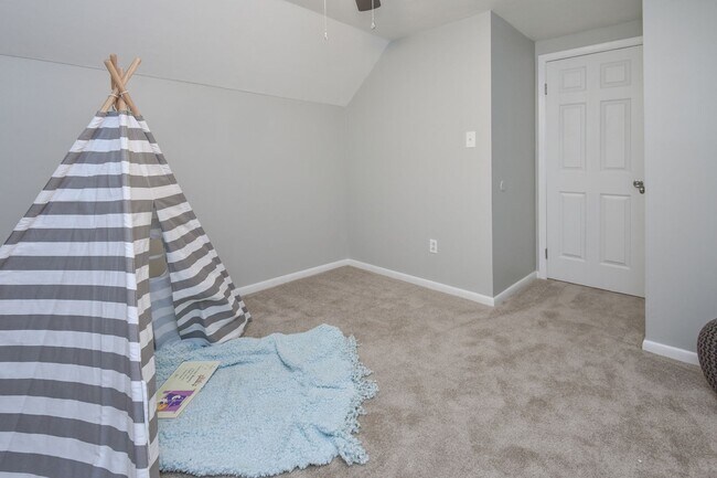 Building Photo - Completely Updated & Ready NOW!! 1-Car Attached Garage! Pet Friendly!