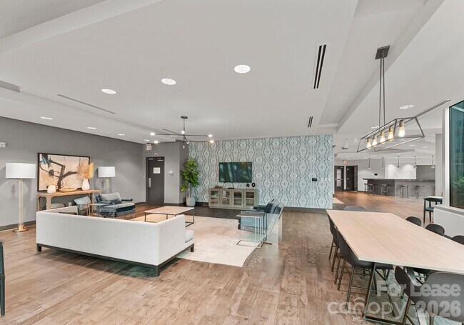 Building Photo - 210 N Church St