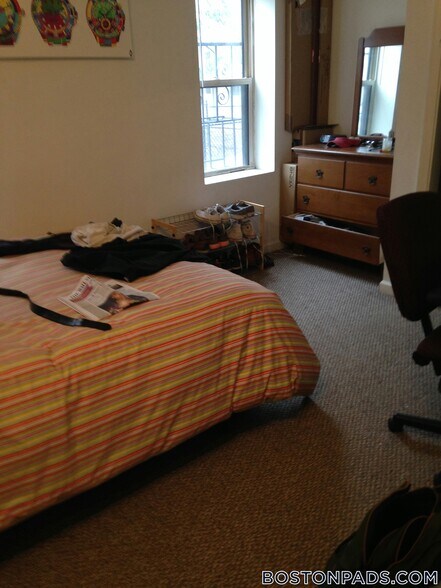 Building Photo - 22 St Cyprians Pl