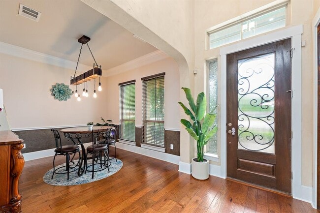 Building Photo - 701 San Marco Trl