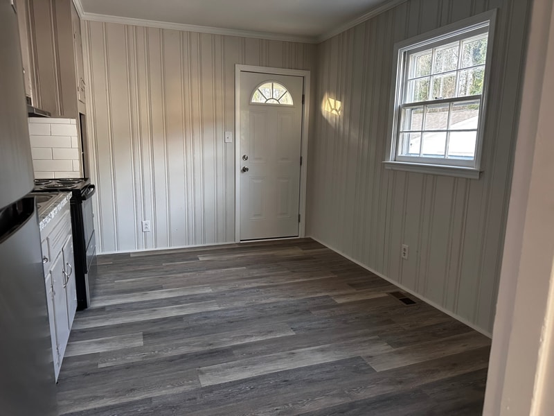 Building Photo - 2054 K Ct Ave