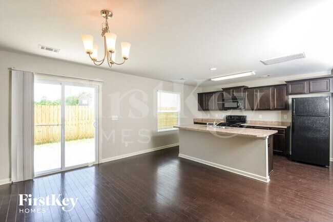 Building Photo - 5884 Cheshire Cove Trail