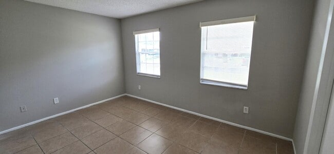 Building Photo - 108 Jalapa Dr