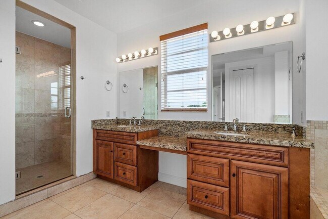 Building Photo - 811 S Federal Hwy