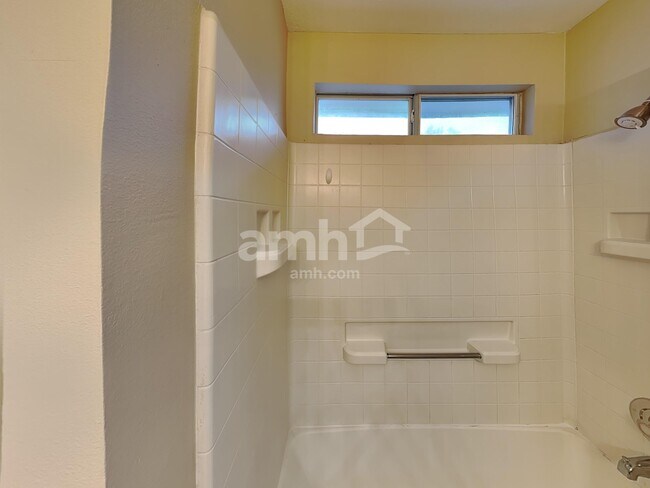 Building Photo - 9446 Swans Crossing