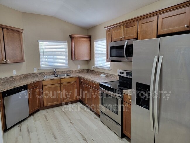 Building Photo - 470 SW 251st St