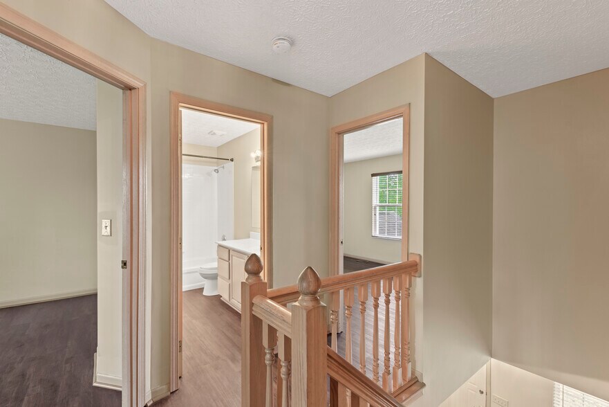 Building Photo - 7811 Waggoner Chase Blvd