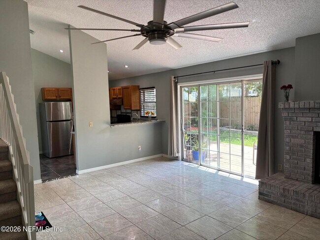 Building Photo - 7750 Manassas Ct E