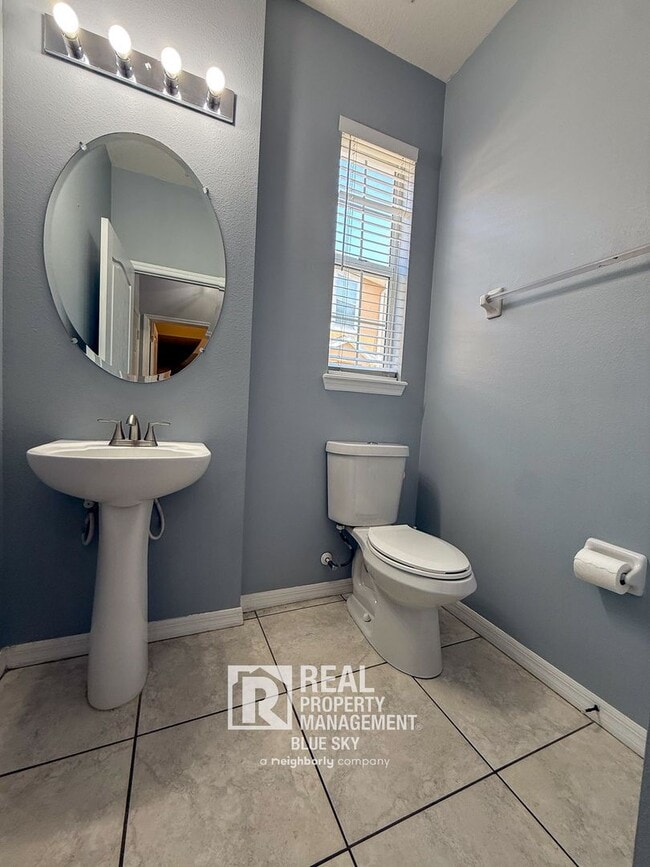 Building Photo - 7624 Red Mill Cir