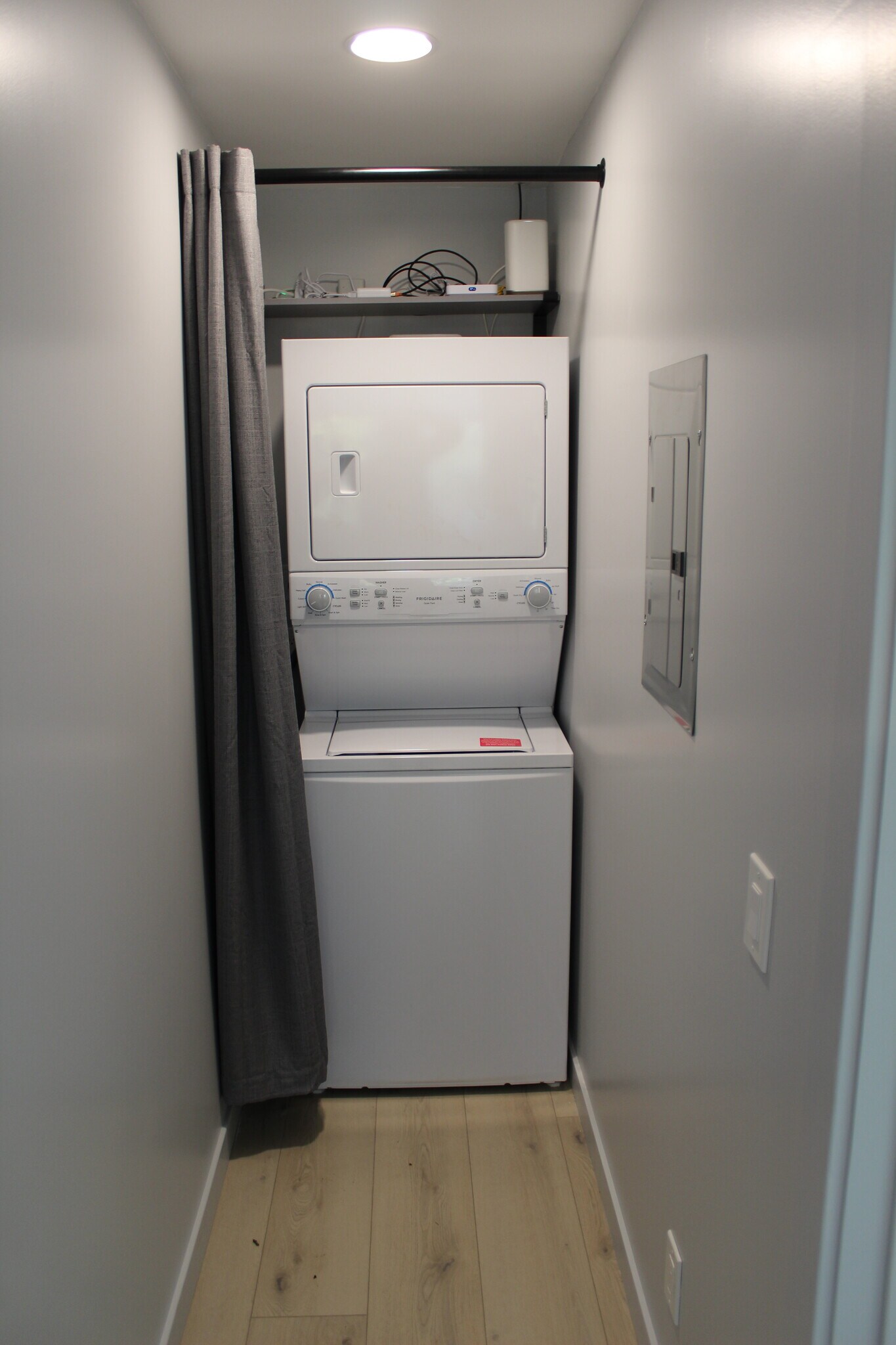 in unit W/D - 1637 Grove Rd