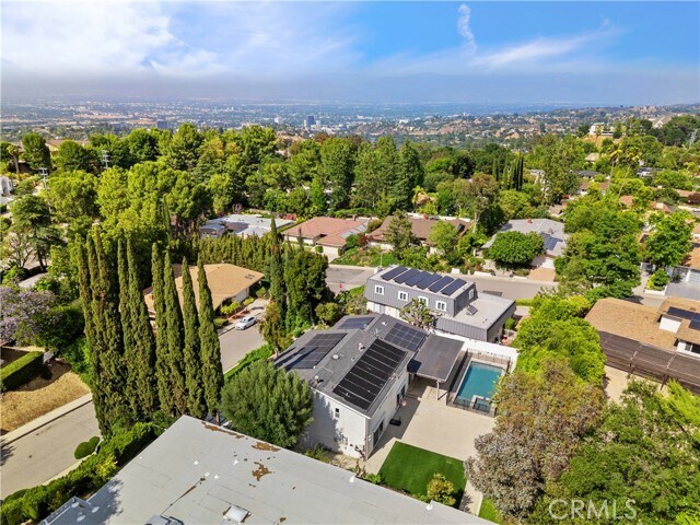 Building Photo - 16544 Park Ln Dr