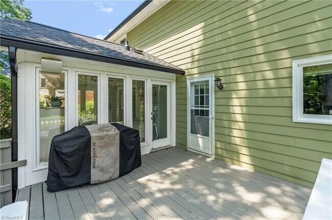 Building Photo - Beautiful Updated Home for Rent in New Irv...