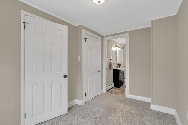 Building Photo - Charming 3 Bedroom, 1 Bath Home in Hanover, PA!