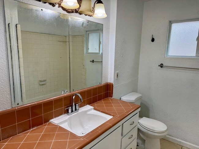 Building Photo - 2025 CA-140