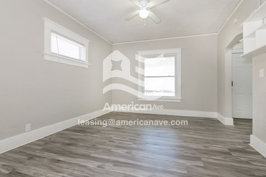 Building Photo - 3019 Corby St