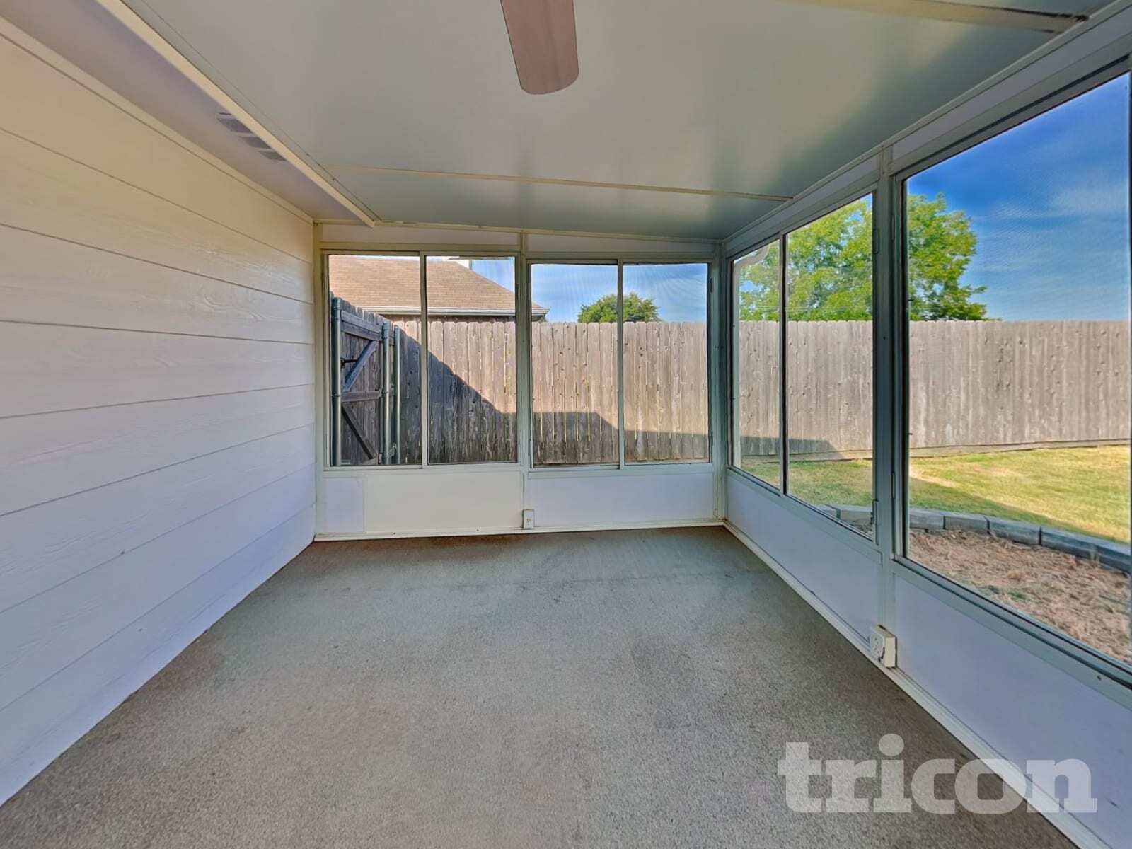 Building Photo - 919 Bermuda St