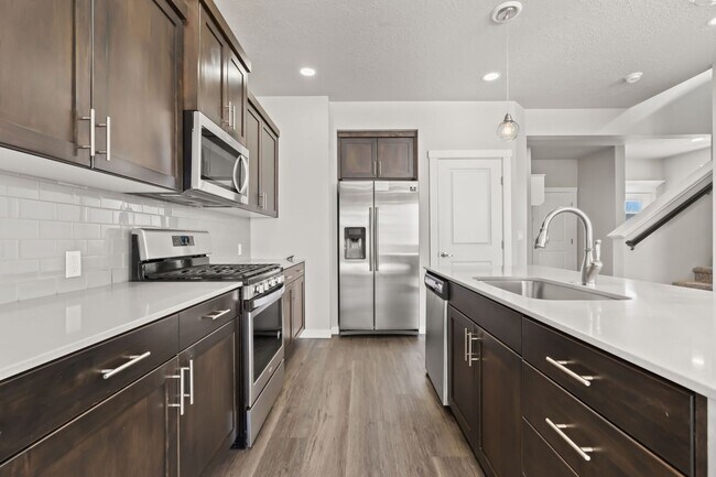 Building Photo - Ideal 4bd/2.5ba Blackrock Home - Great commute location!