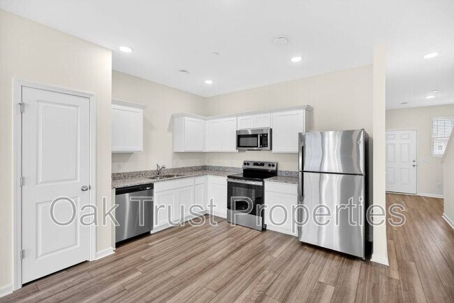 Building Photo - 502 Townsford Ln