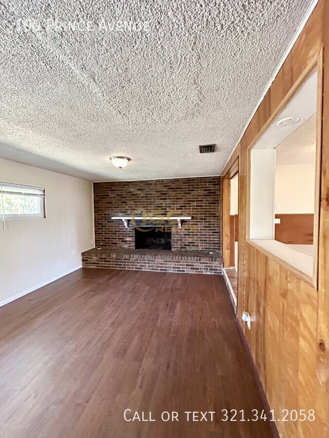 Building Photo - 100 Prince Ave