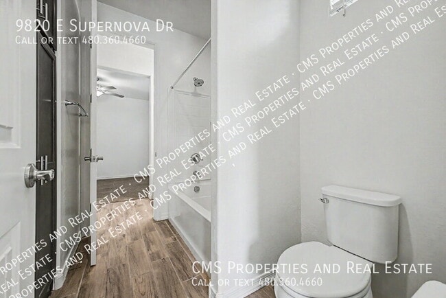 Building Photo - 9820 E Supernova Dr