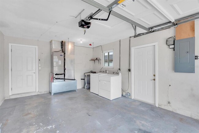 Building Photo - 315 Buttonwood Ln