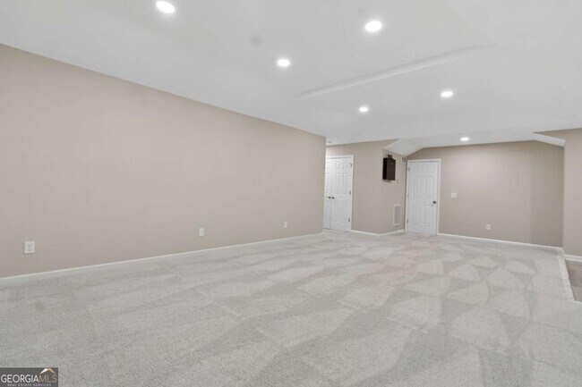 Building Photo - 6462 Millstone Cove Dr