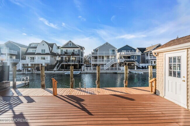 Building Photo - 475 Long Ave