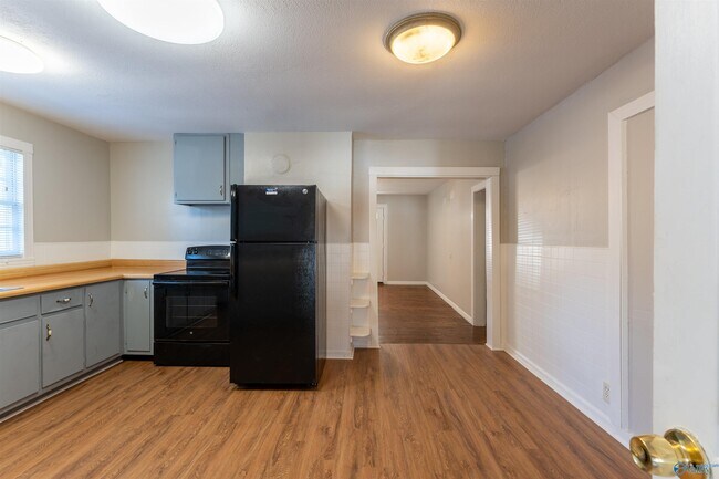 Building Photo - 1421 Rison Ave NE