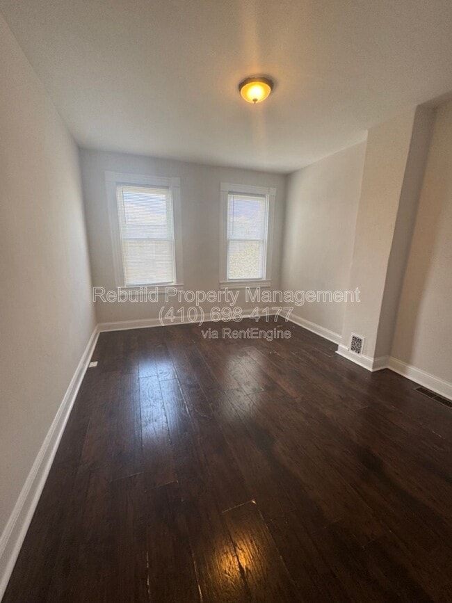 Building Photo - 5 S Conkling St