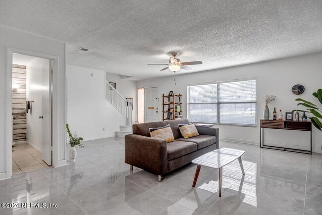 Building Photo - 695-A1A A1A N
