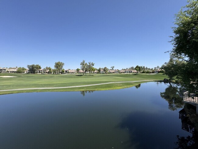 Building Photo - LUXURY LAKEFRONT GAINEY RANCH TOWNHOME WITH GOLF COURSE VIEWS – RESORT STYLE SCOTTSDALE LIVING!