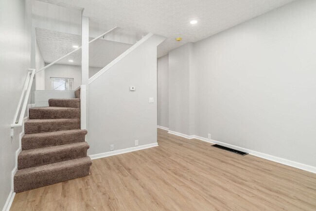 Building Photo - Available Now!!! Newly Renovated Merion Vi...