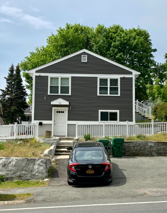 Building Photo - 52 S Border Rd