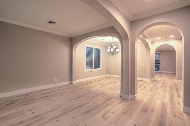 Building Photo - Calahonda