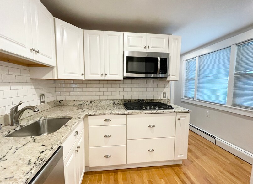 Primary Photo - 131 P St