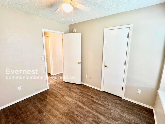 Building Photo - Lovely 3-Bedroom Home with Modern Amenitie...