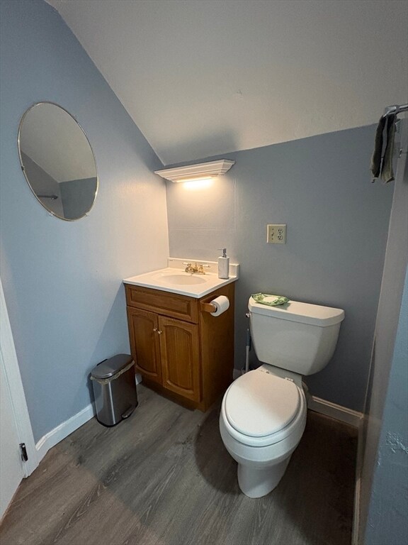 Building Photo - 28 Peck St