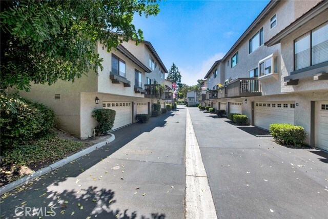 Building Photo - 14 Evening Breeze