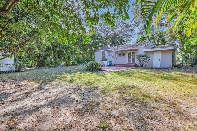 Building Photo - 5111 SW 73rd Terrace