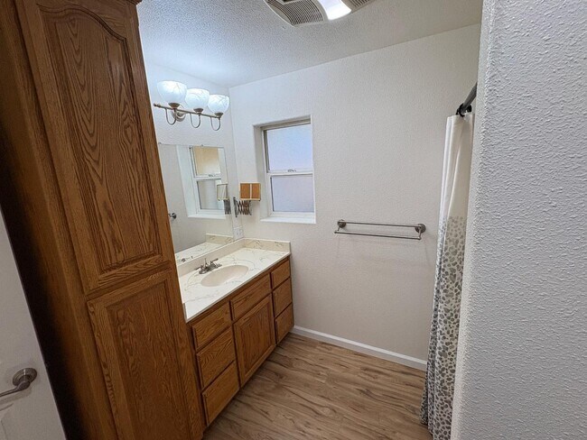 Building Photo - 310 Barbara Ave