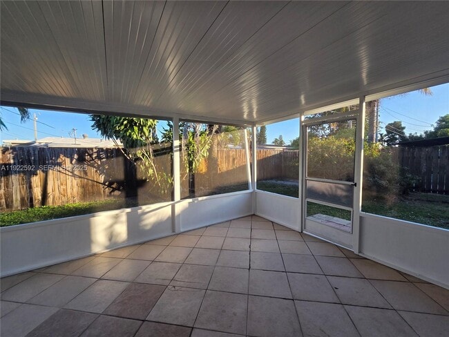 Building Photo - 4138 NW 12th Terrace