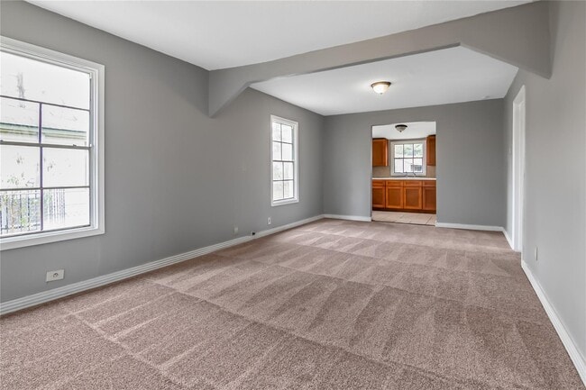 Building Photo - 7214 W Knoll St