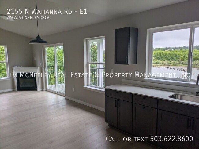 Building Photo - 2155 N Wahanna Rd