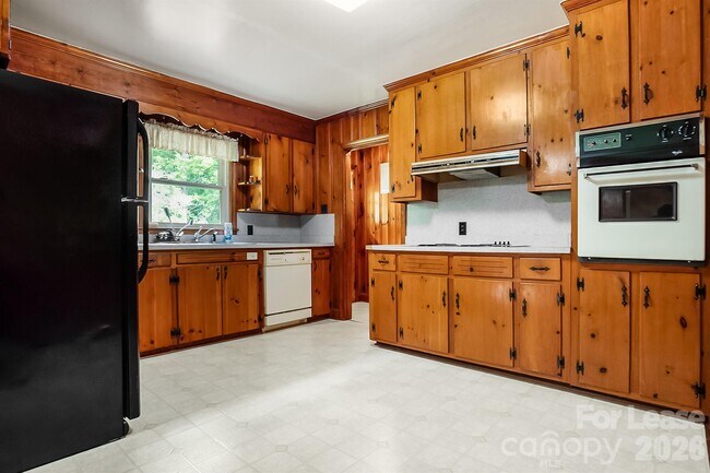 Building Photo - 6510 Pleasant Grove Rd