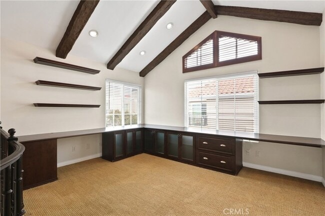 Building Photo - 6031 Shadowbrook Cir