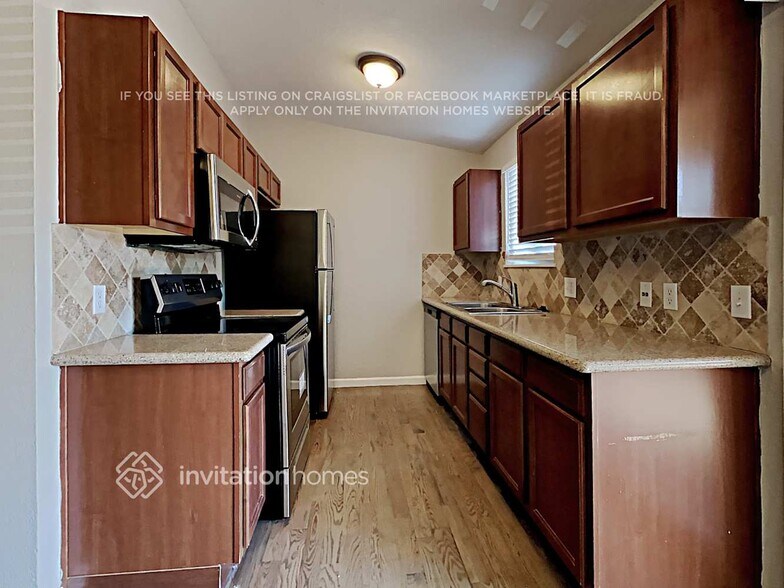 Building Photo - 4814 S Pagosa Way