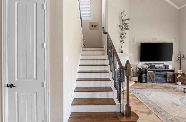 Building Photo - 18002 Heartsong Dr