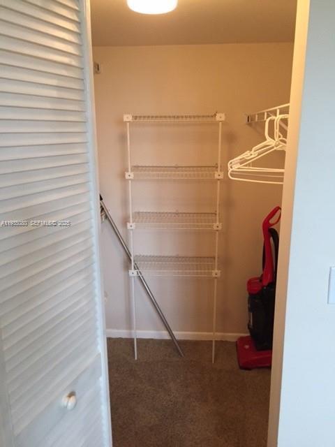 Building Photo - 19555 E Country Club Dr