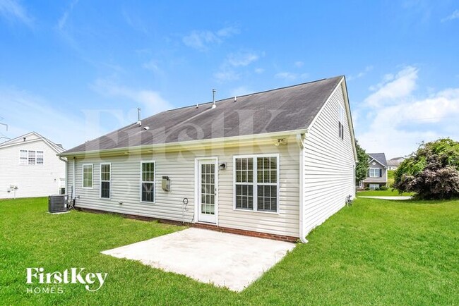 Building Photo - 455 Mallard View Ln