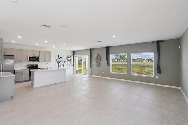 Building Photo - 4904 Bluebell Ct